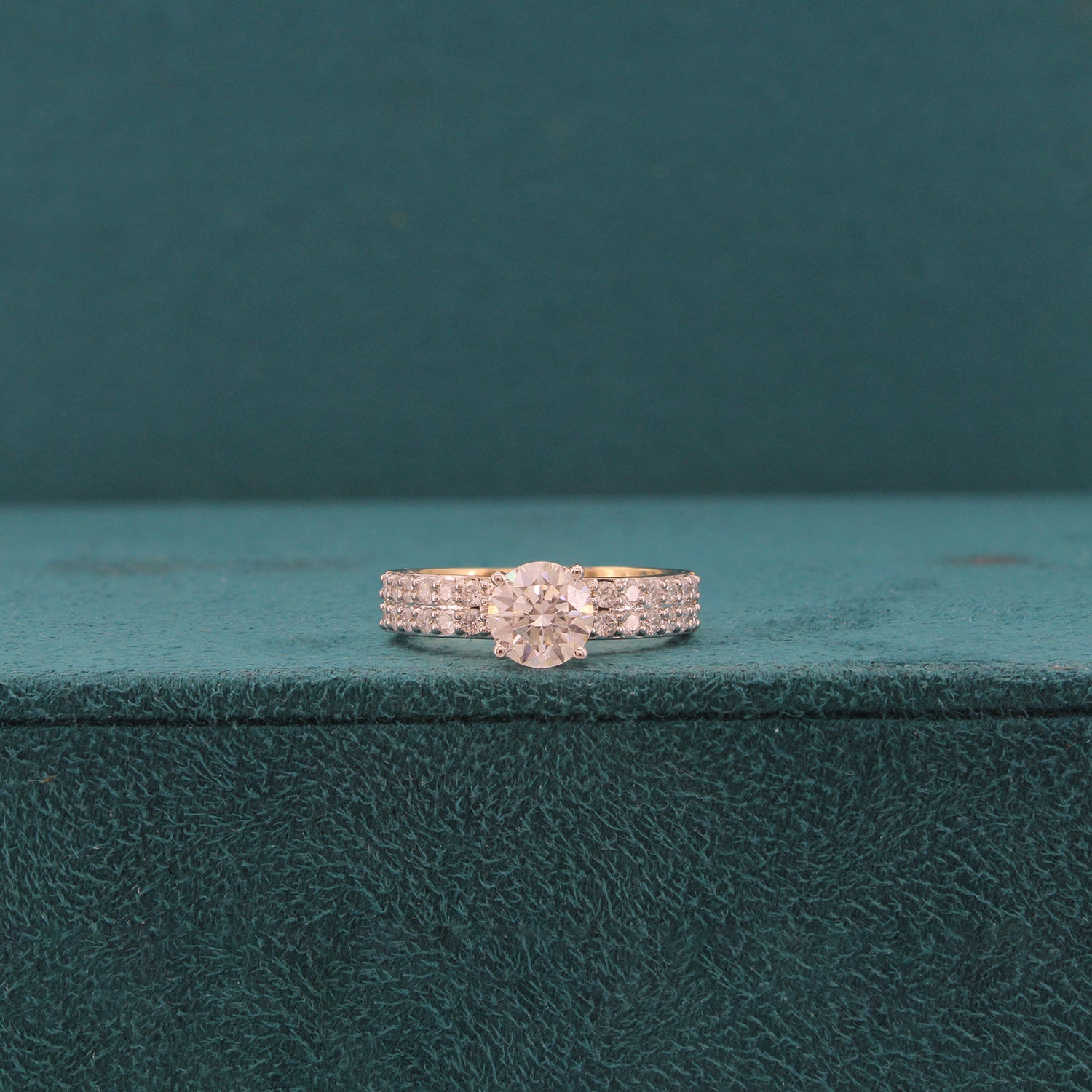 Meloria Crest Diamond Ladies Ring