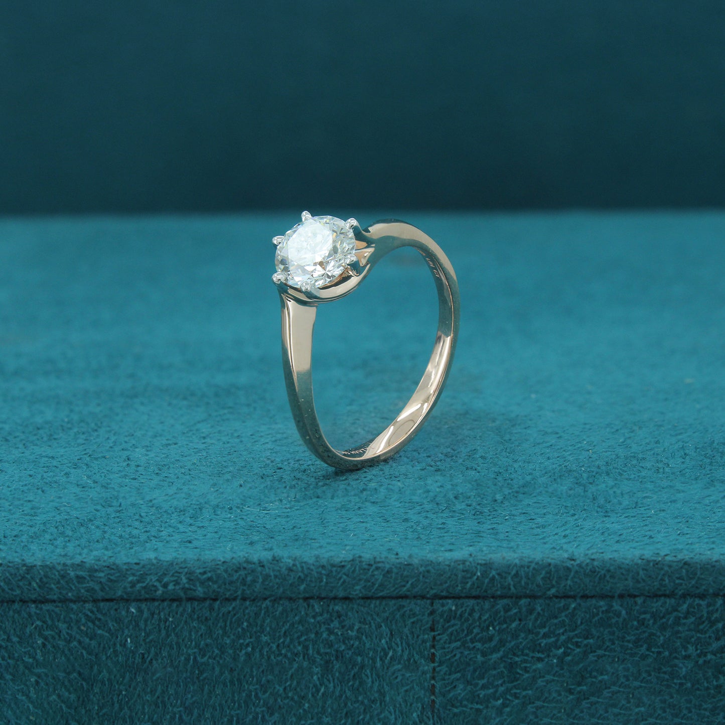 Arisia Glow Diamond Solitaire Ring