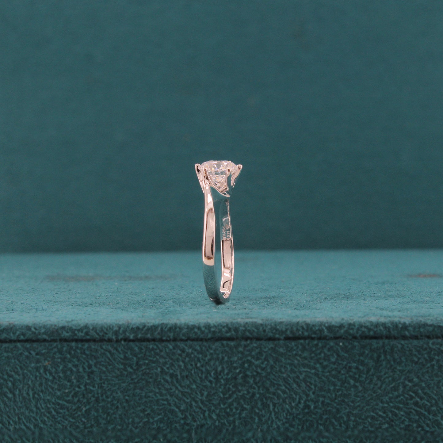 Arisia Glow Diamond Solitaire Ring