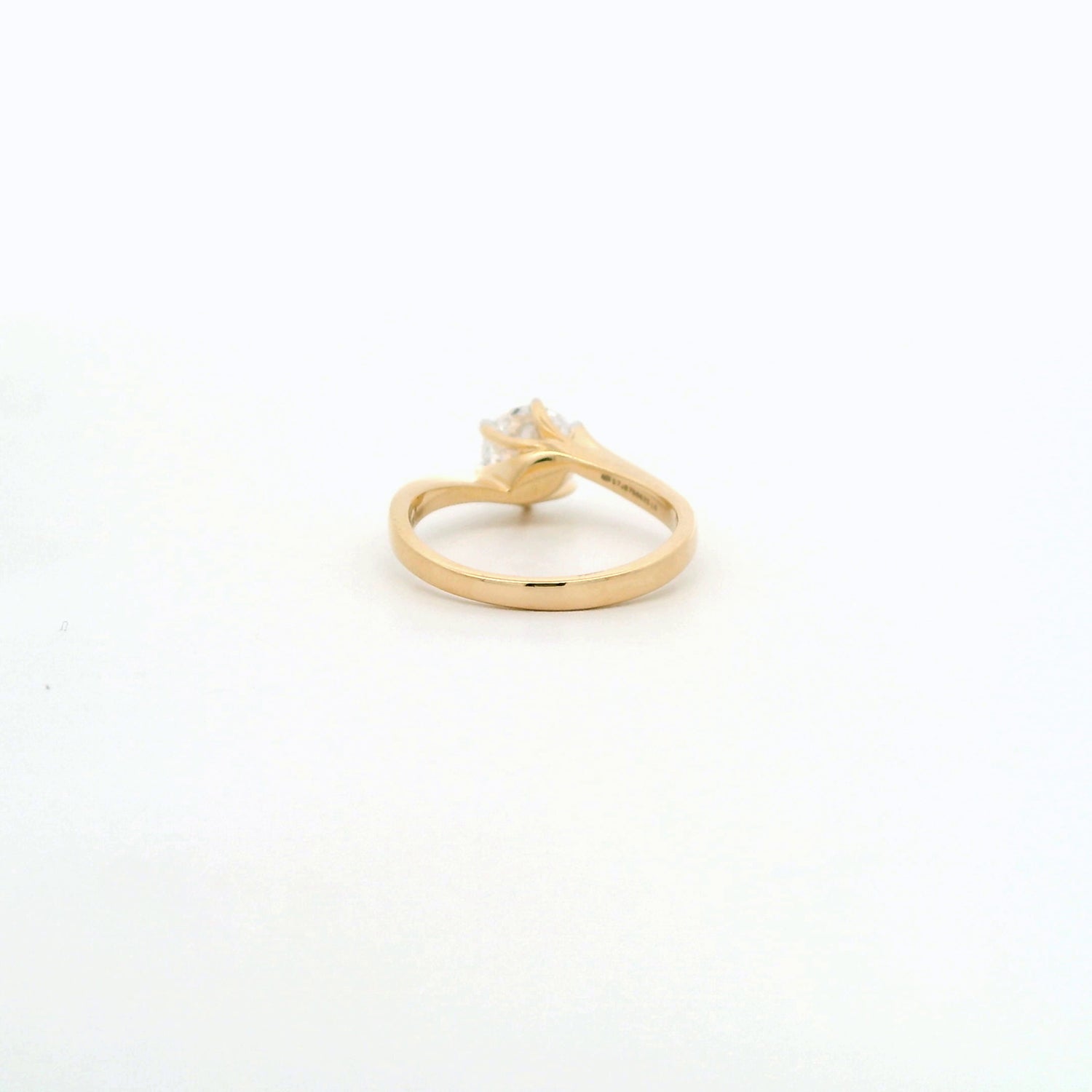 Arisia Glow Diamond Solitaire Ring