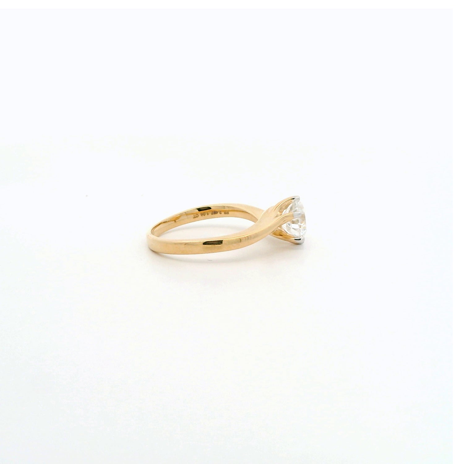 Arisia Glow Diamond Solitaire Ring