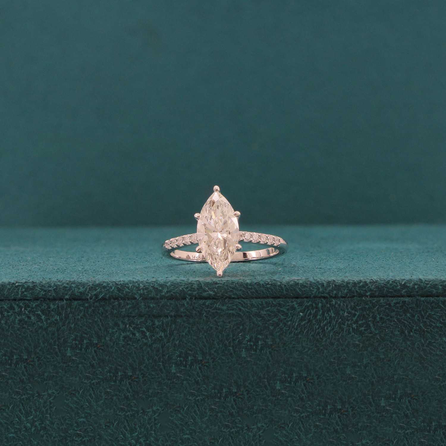 Verlira Beam Diamond Ladies Ring