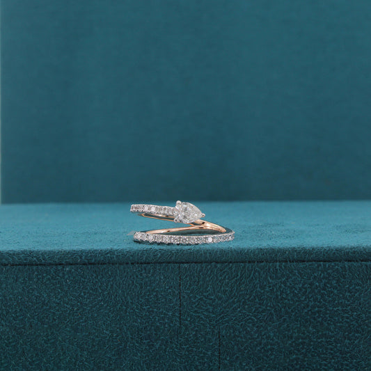 Arlevia Crest Diamond Ring