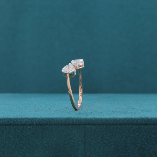 Amoria Crest Diamond Ring