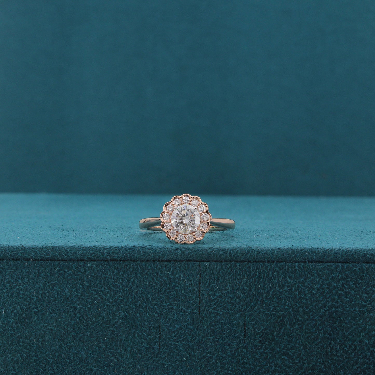 Florien Crest Diamond Ring