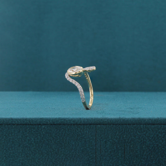 Ariswyn Bloom Diamond Ring