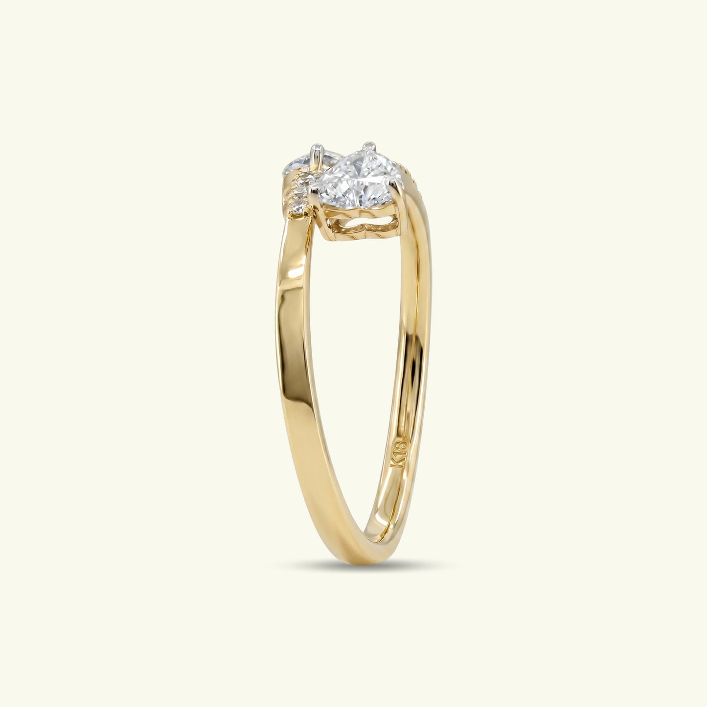 Lovira Vale Diamond Ring