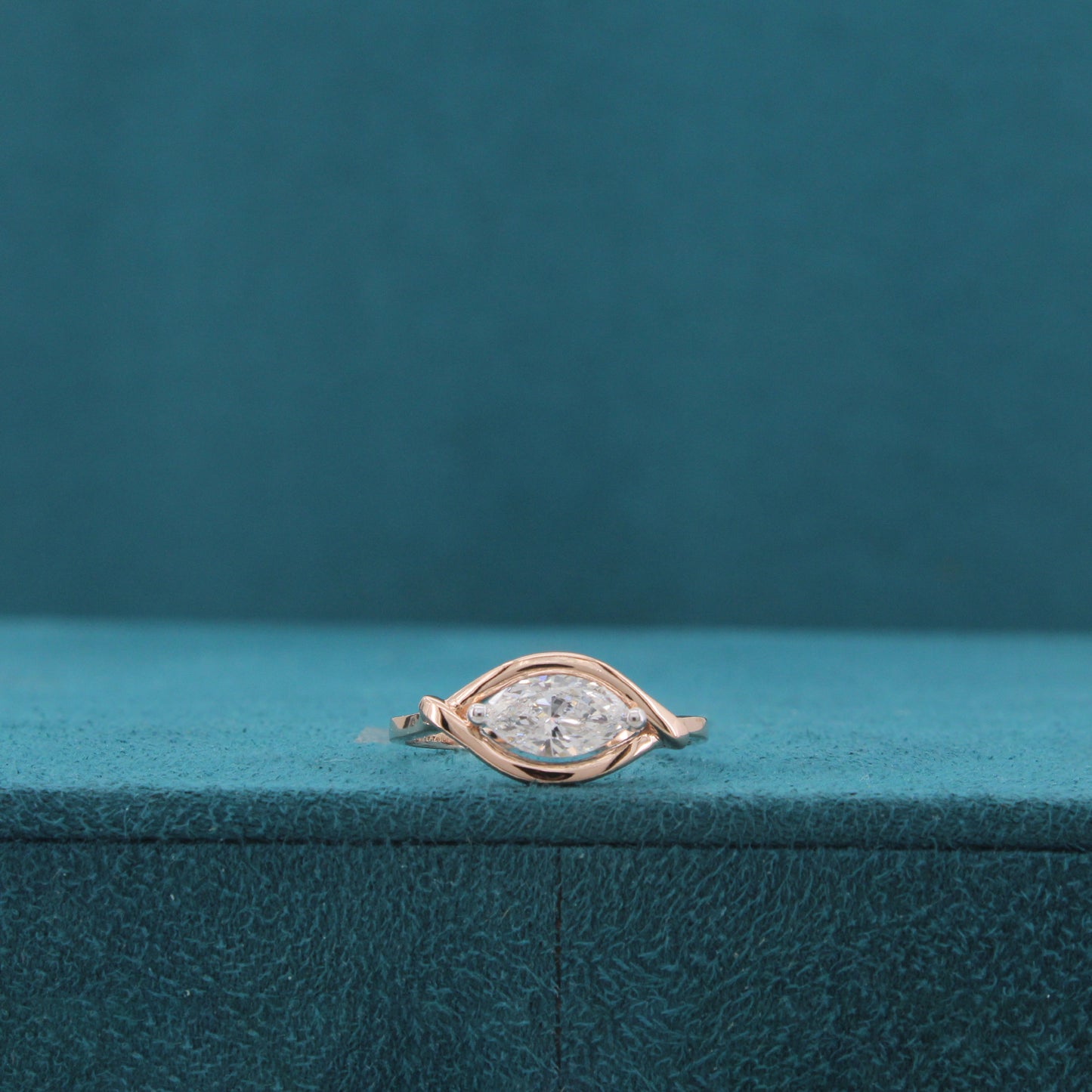 Virelle Crest Diamond Ring