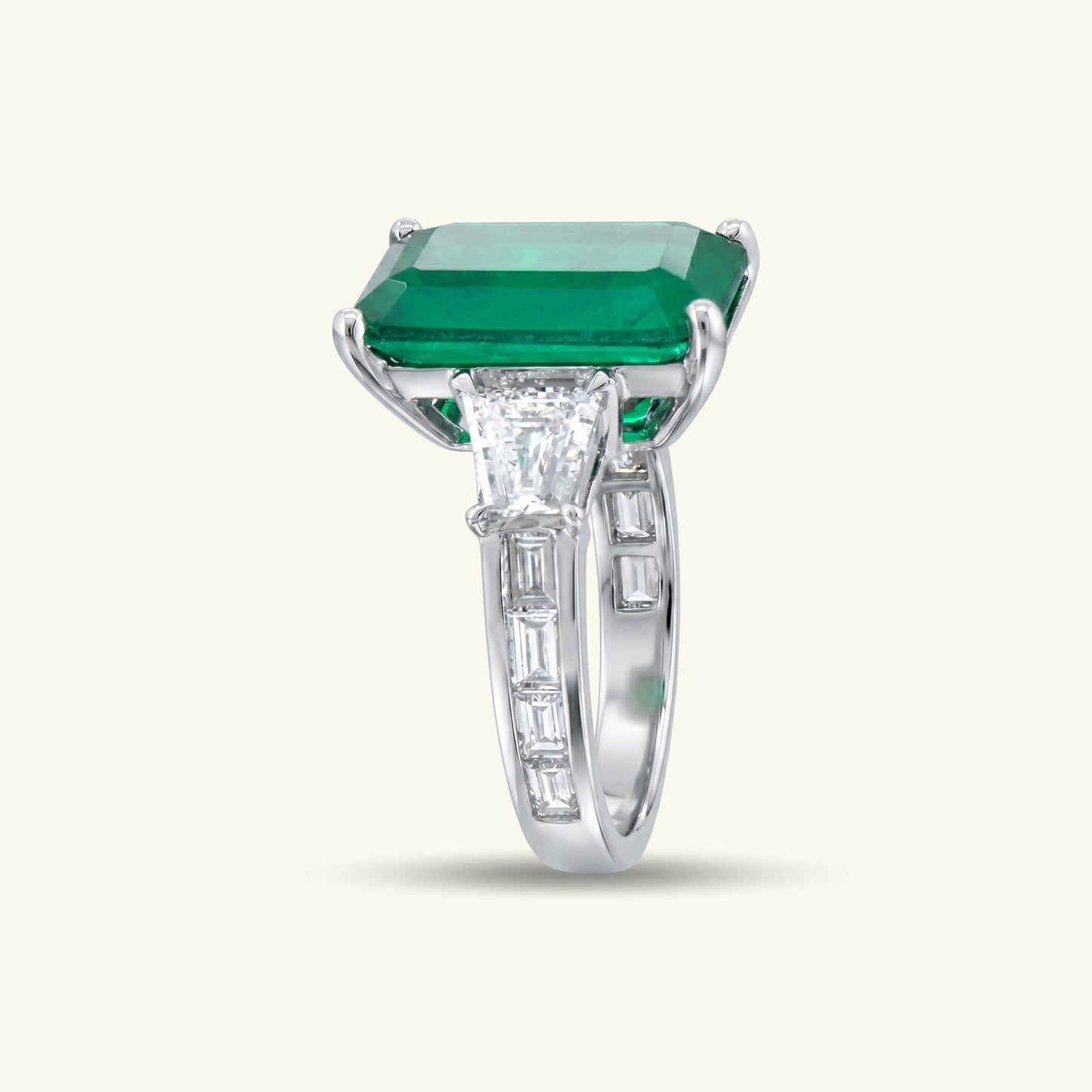 Celira Glow Diamond Ring
