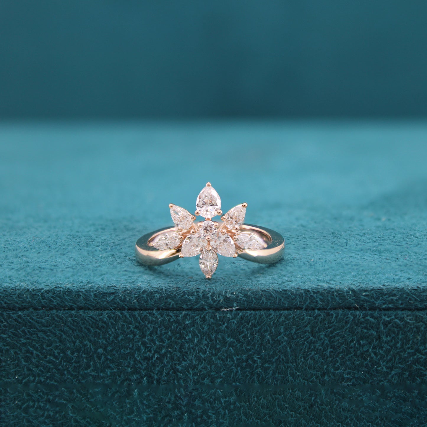 Sienna Modern Diamond Ring