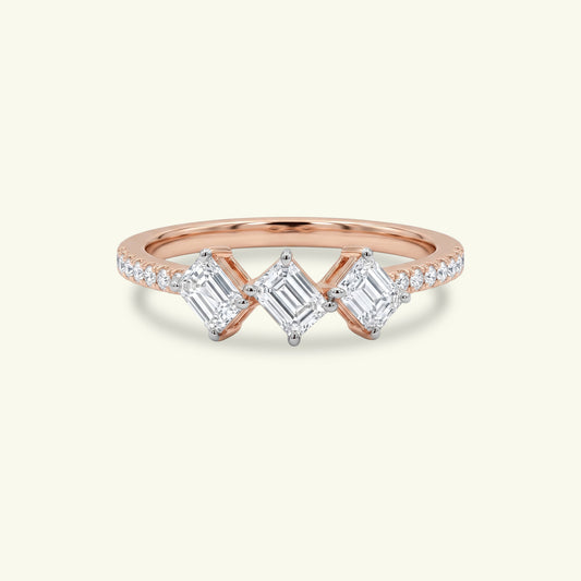 Nayela Crest Diamond Ring