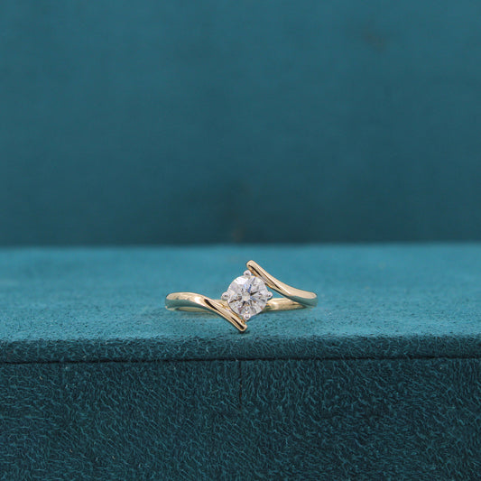 Arvella Solitaire Diamond Ring