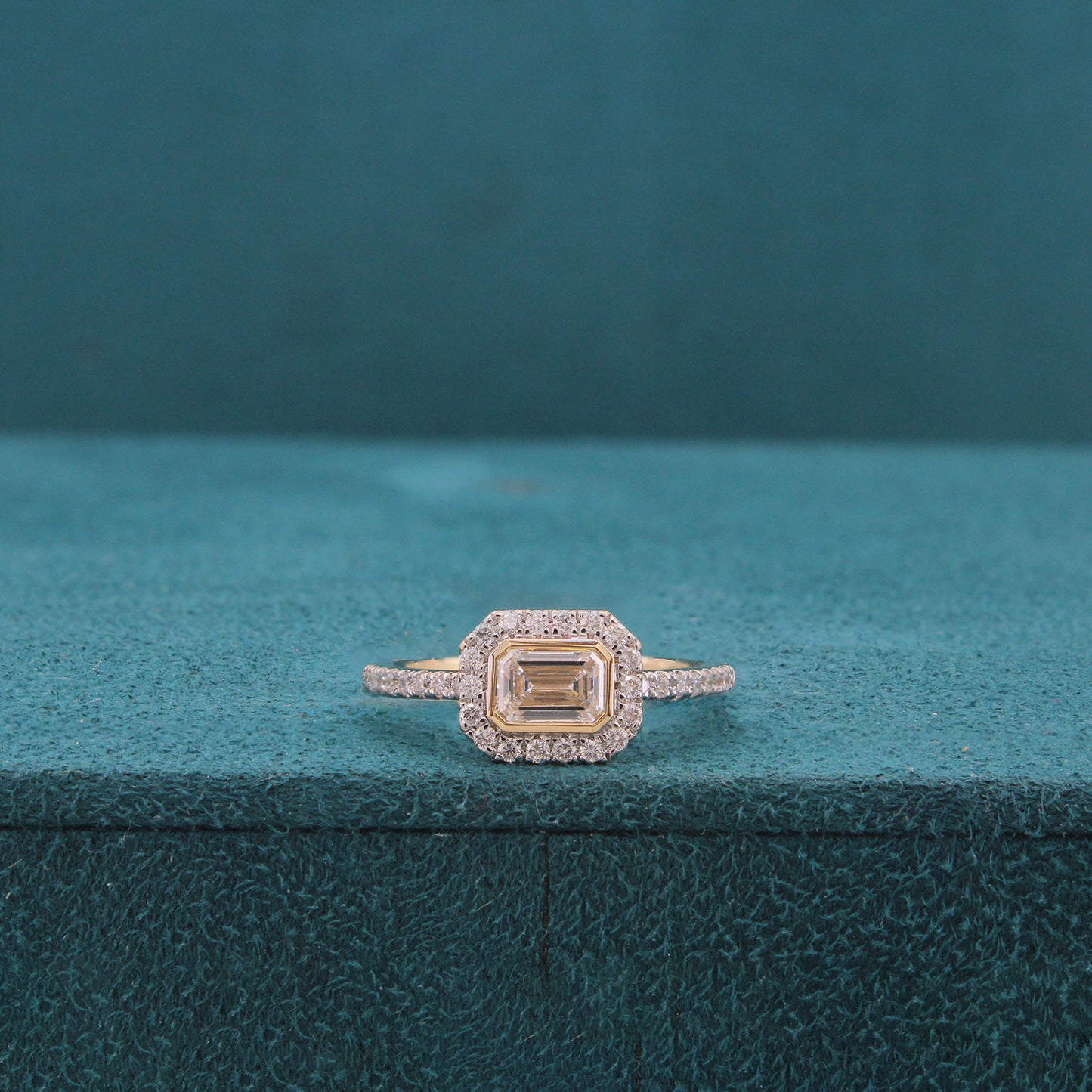 Clarise Classic Diamond Ring