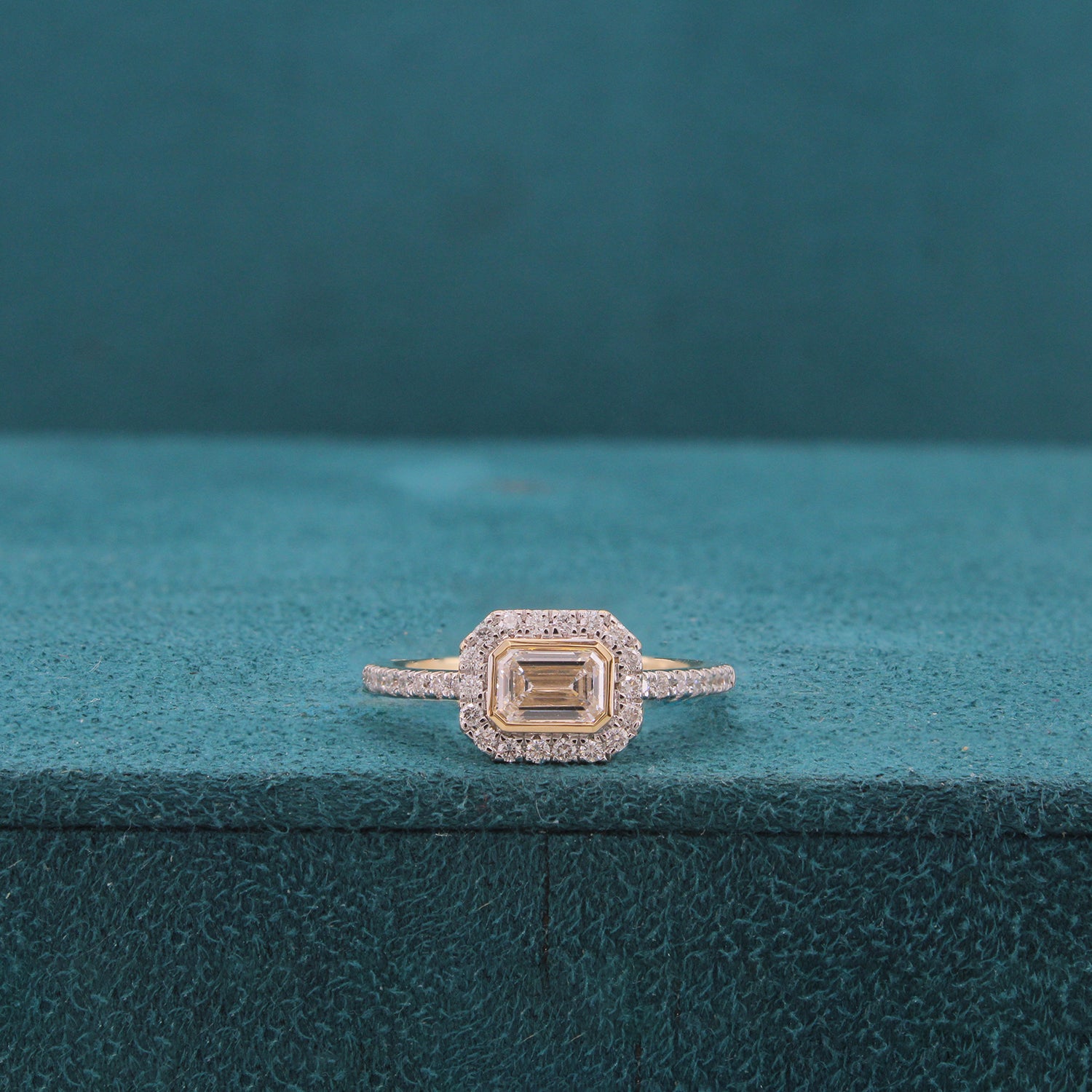 Clarise Classic Diamond Ring