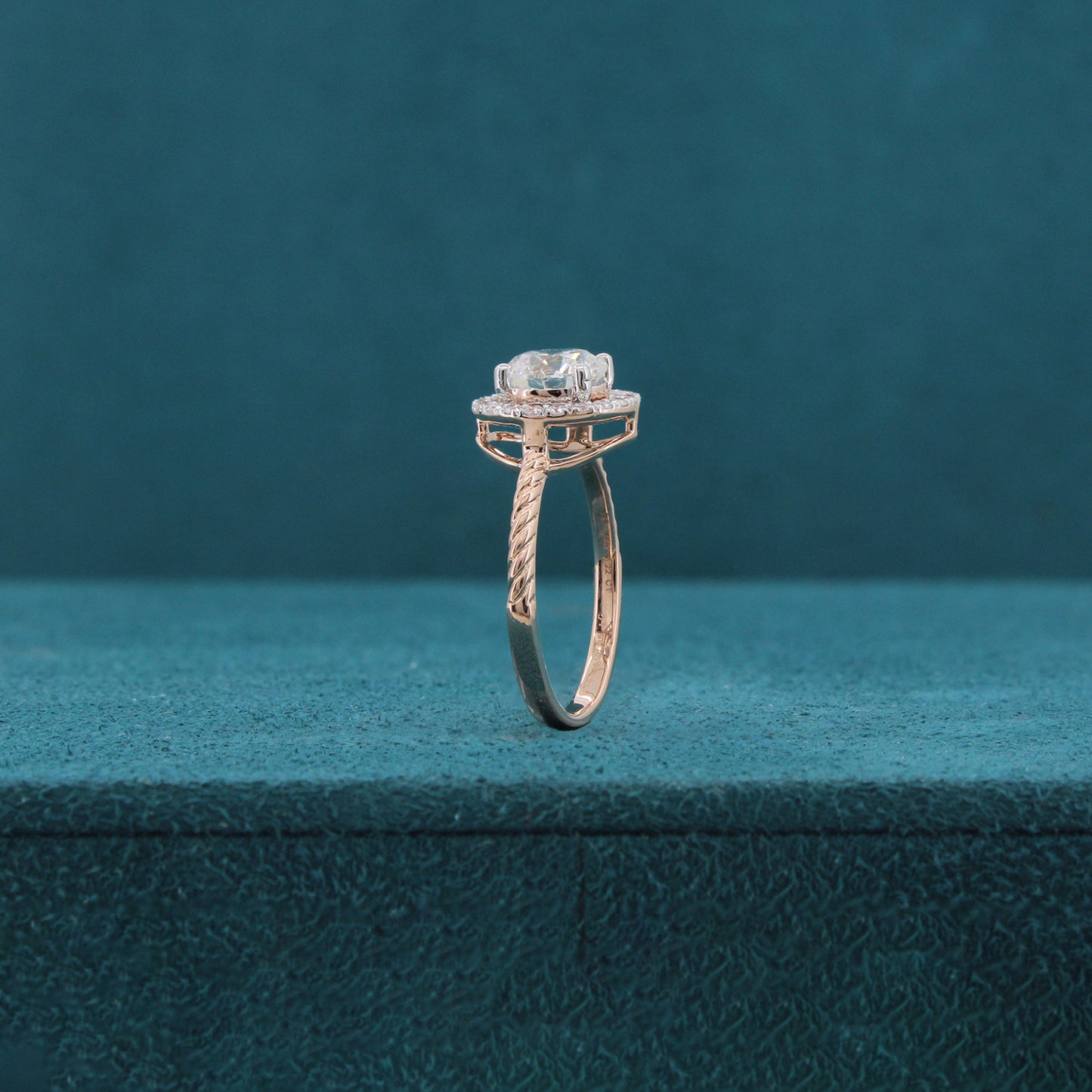 Mirielle Arc Diamond Solitaire Ring