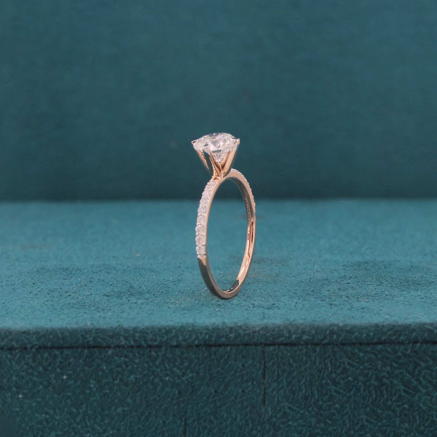 Elverin Halo Diamond Solitaire Ring