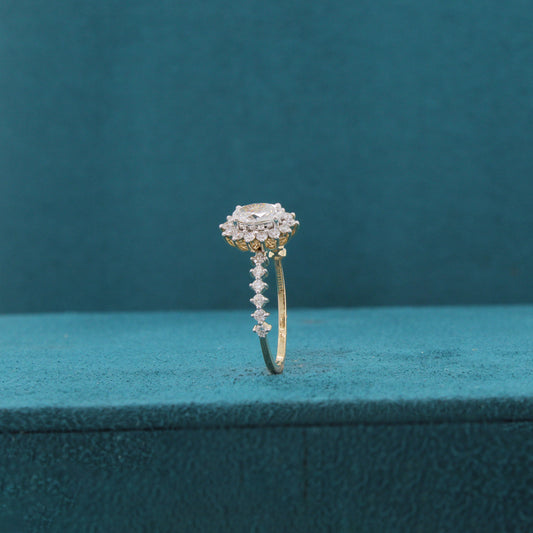 Maravine Crest Diamond Ring