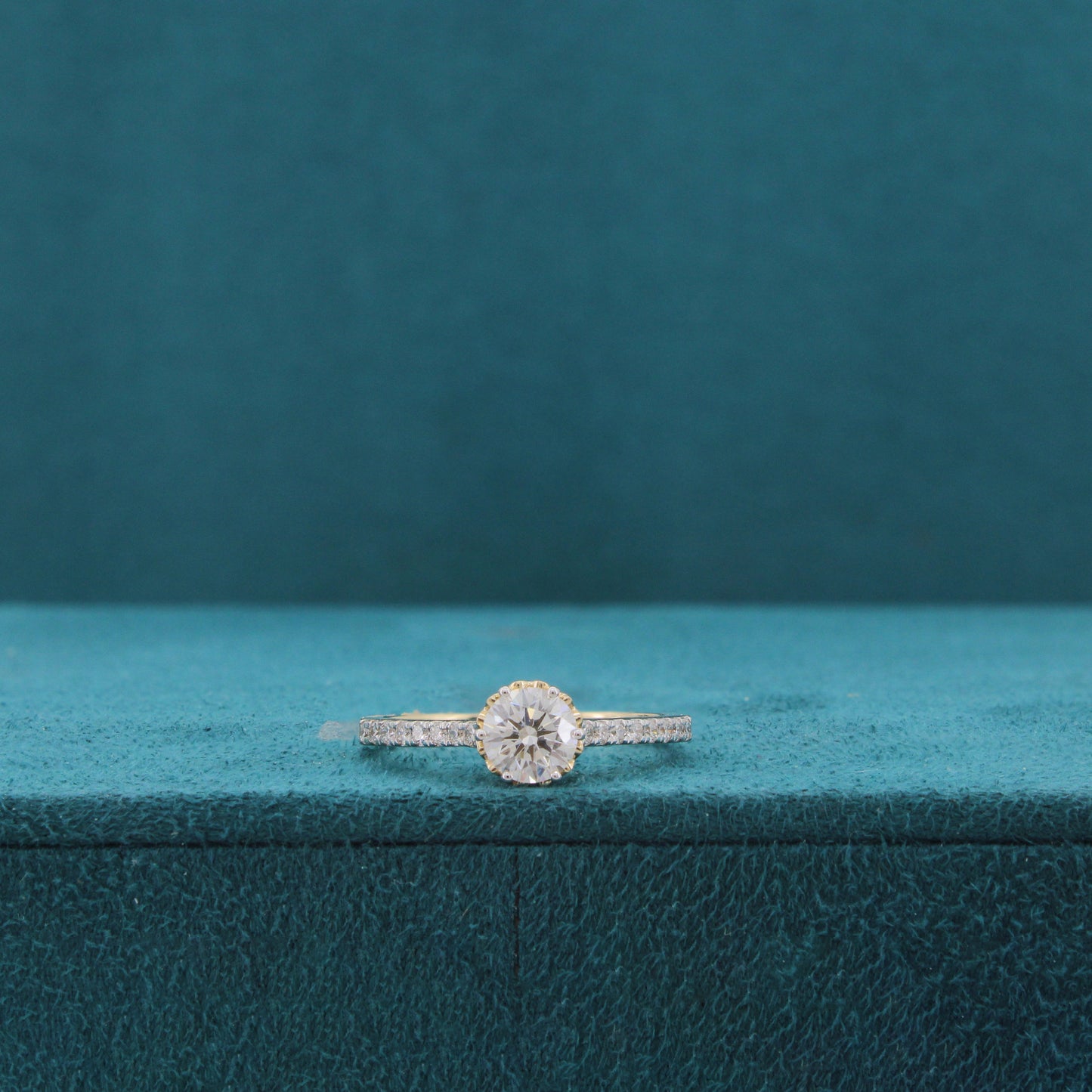 Selmira Crest Diamond Solitaire Ring