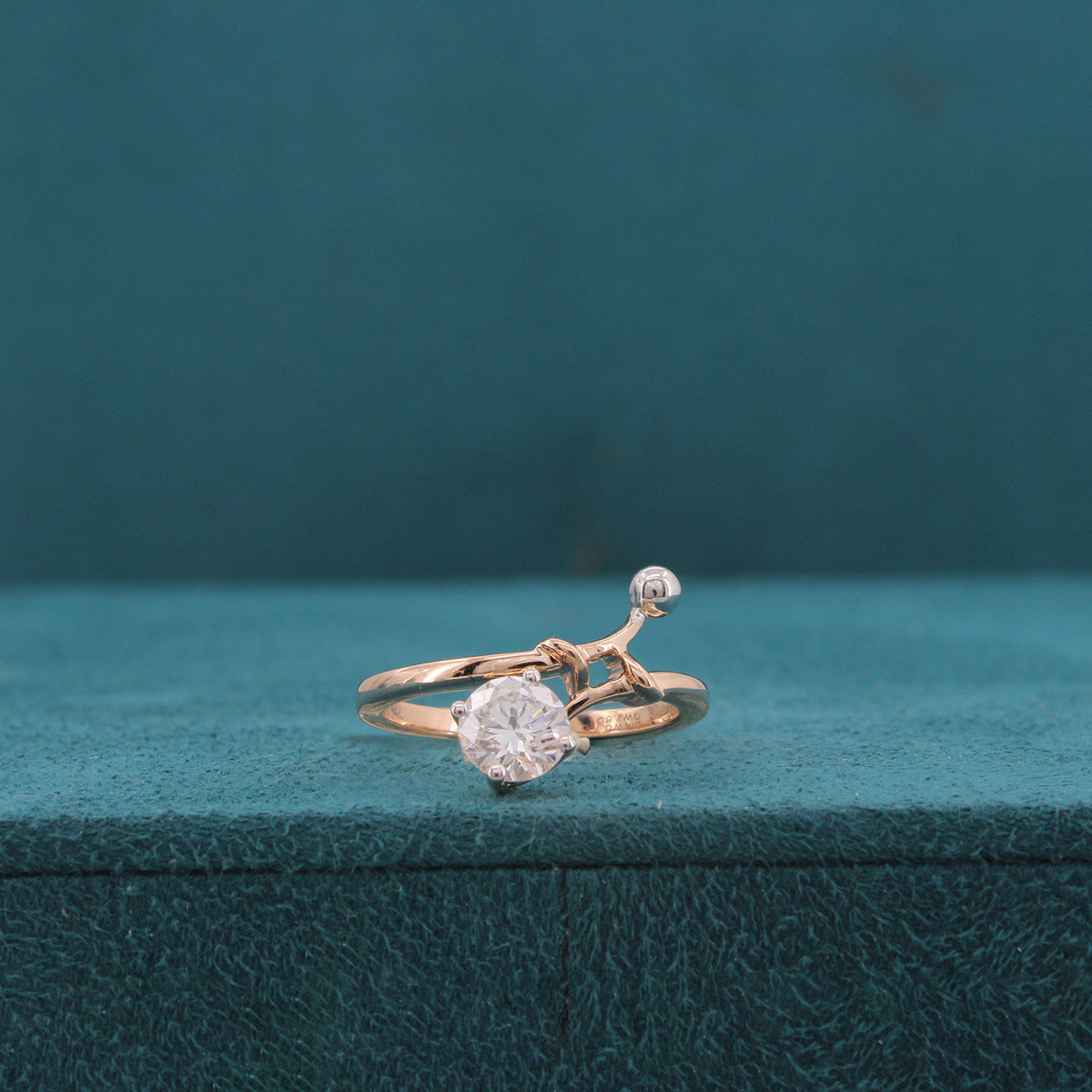 Elyndra Path Diamond Solitaire Ring