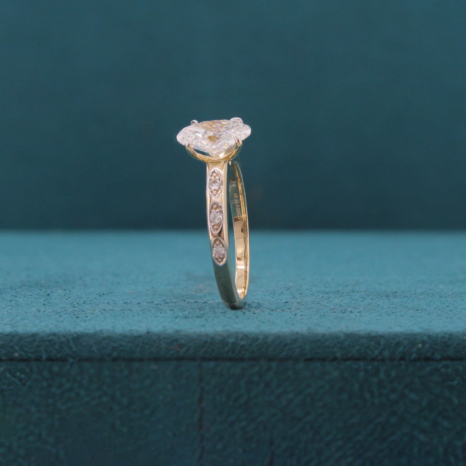 Orayne Vale Diamond Ring