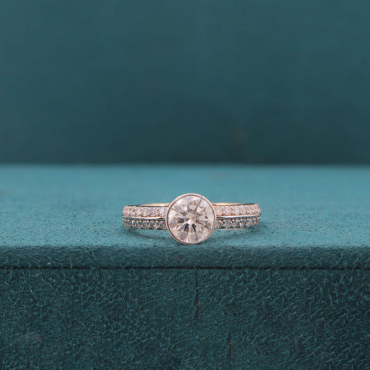 Elloria Flare Diamond Ring