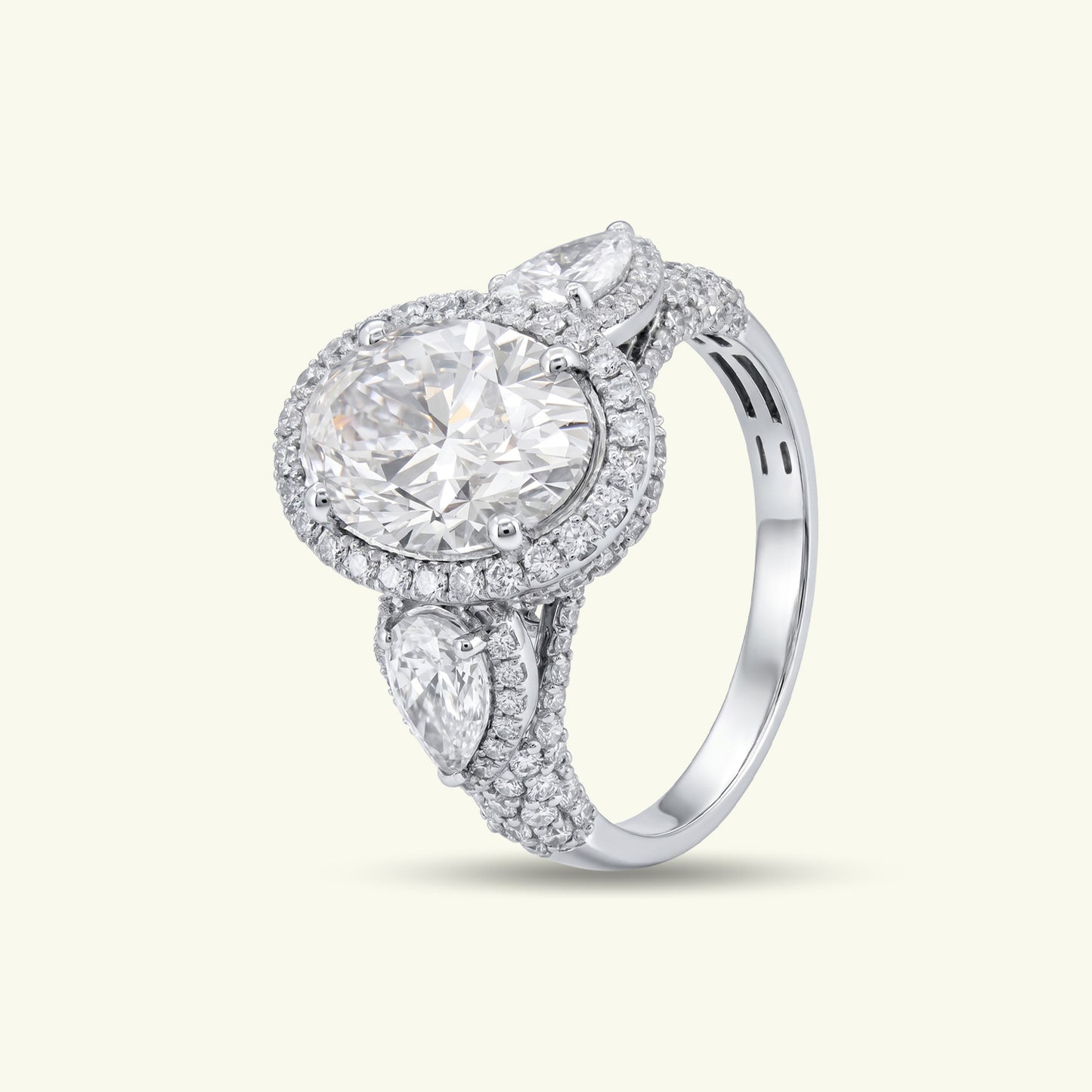 Amara Classic Diamond Ring