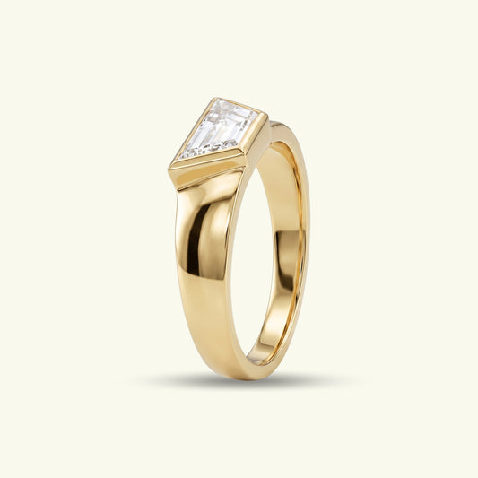 Nysa Grace Diamond Ring