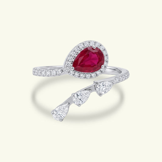 Selene Charm Diamond Ring