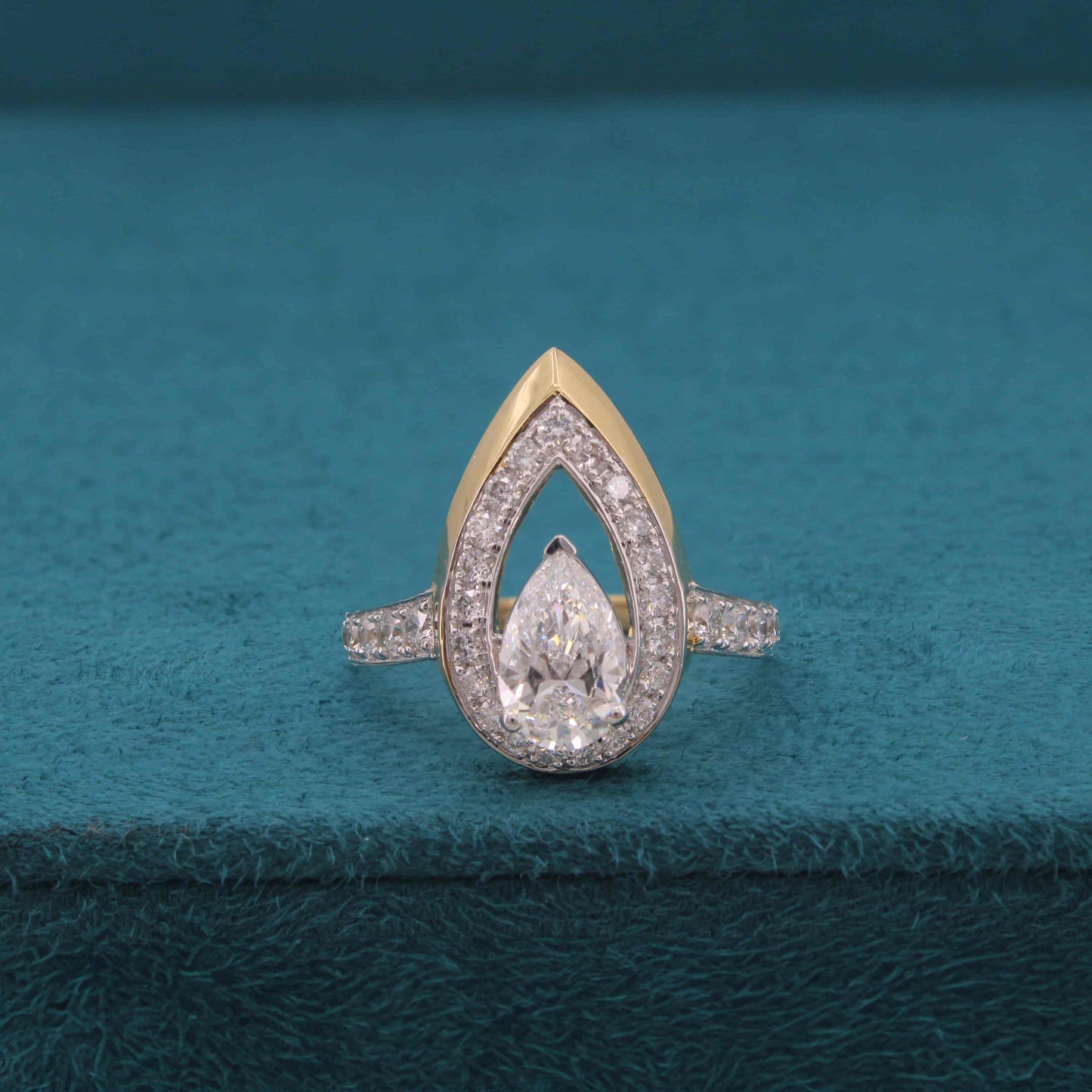 Serin Classic Diamond Ring