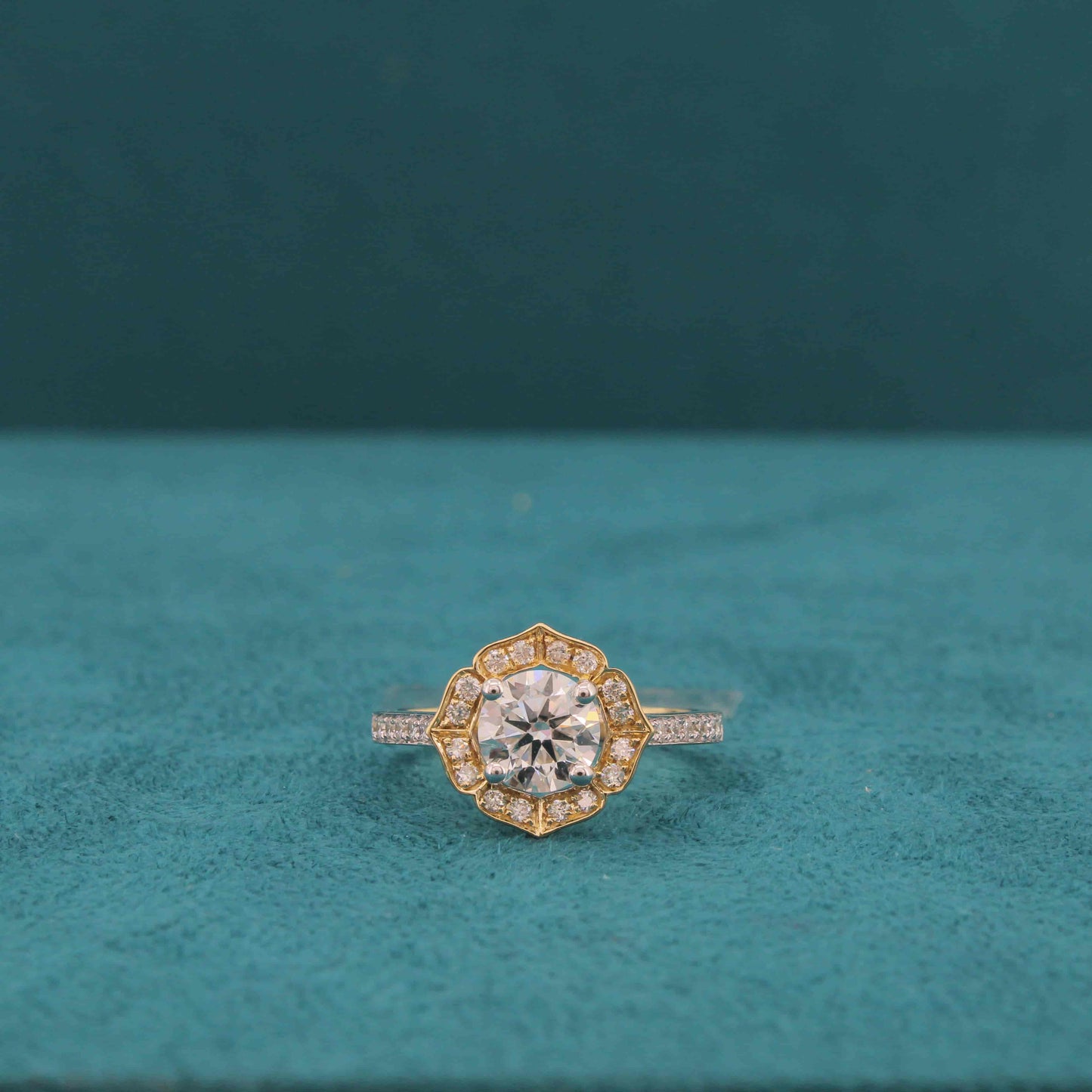 Lyria Radiant Diamond Ring