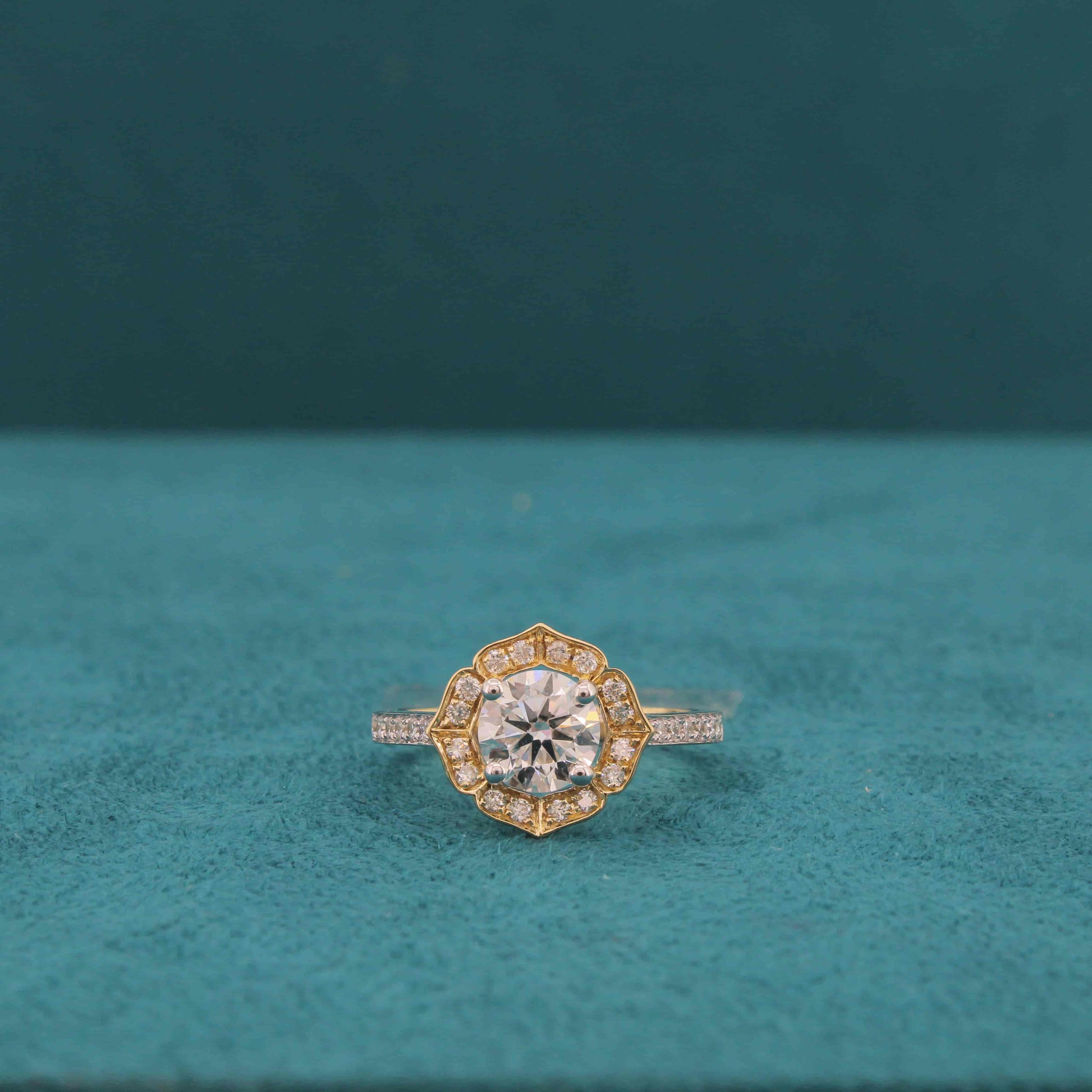 Lyria Radiant Diamond Ring