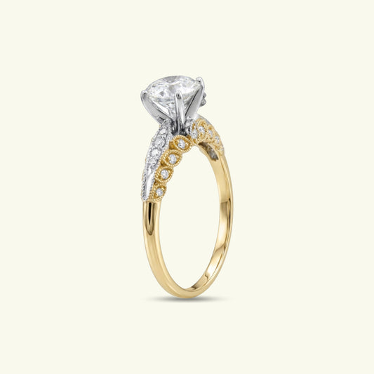 Elora Edge Diamond Ring