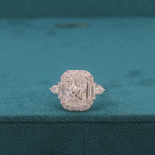 Viora Heritage Diamond Ring