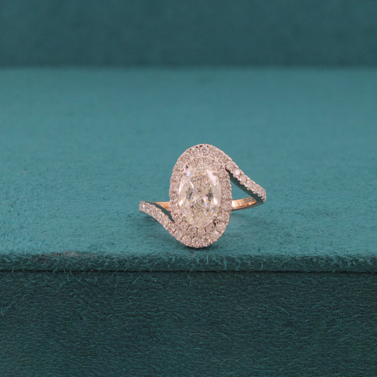 Vessara Loom Diamond Ring