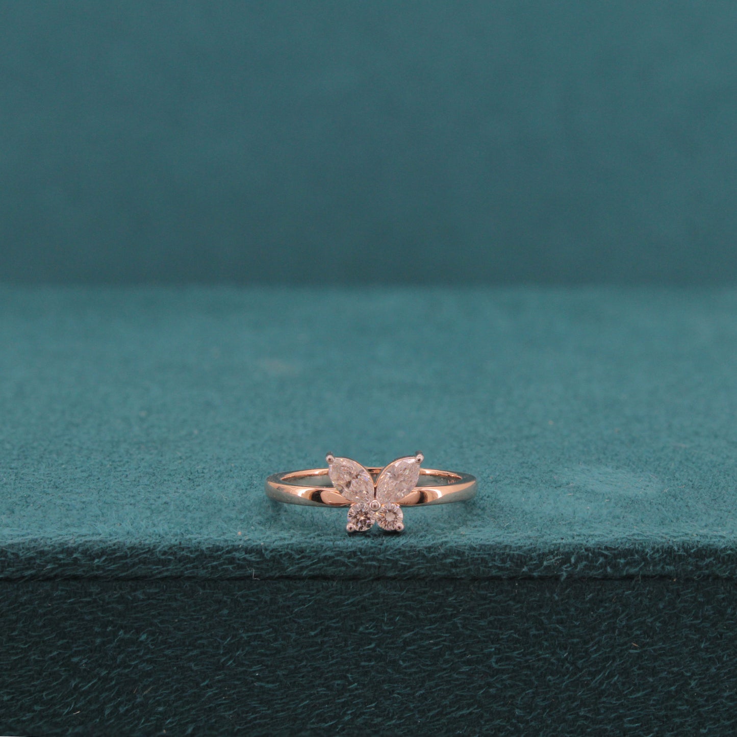 Liryn Icon Diamond Ring