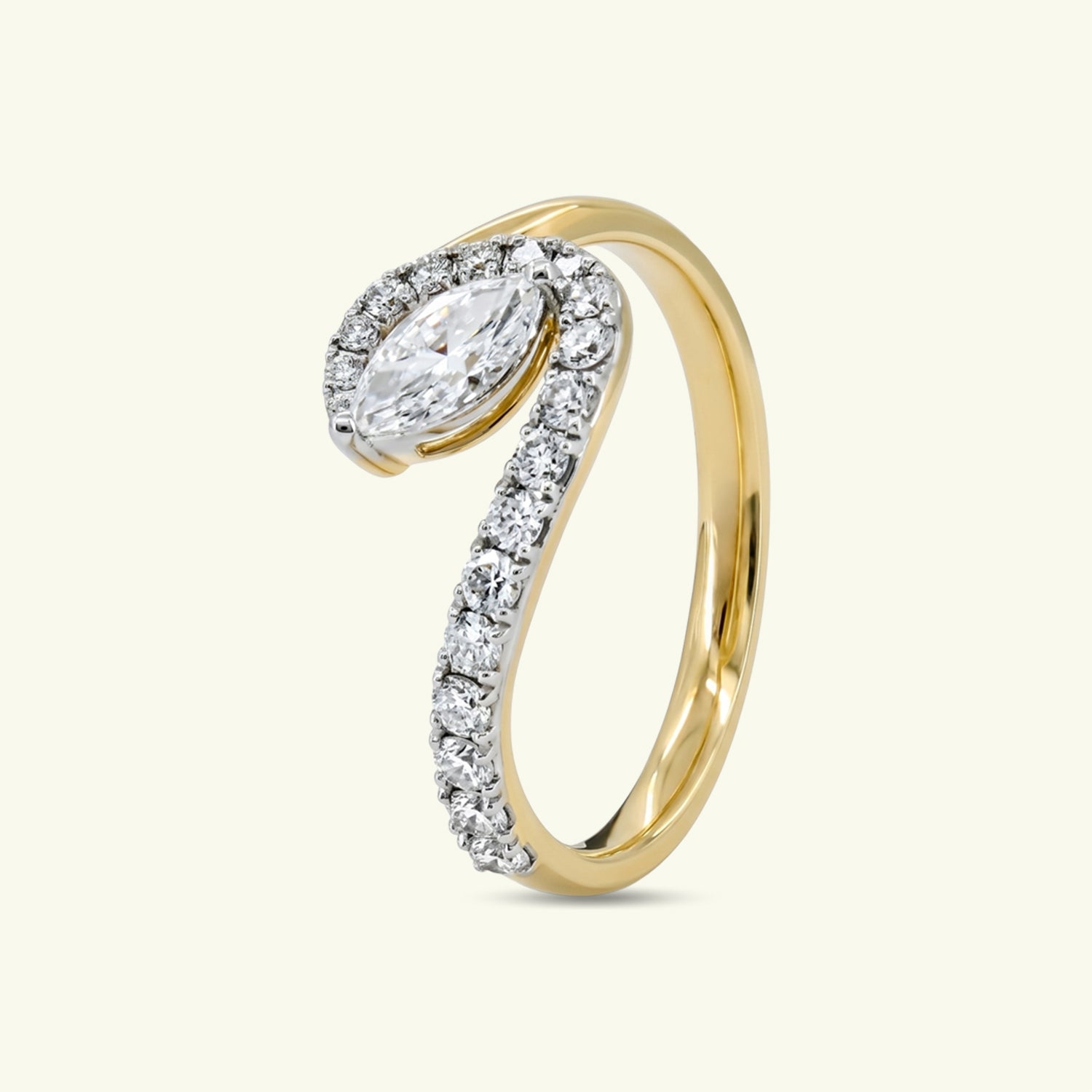 Serenelle Classic Diamond Engagement Ring