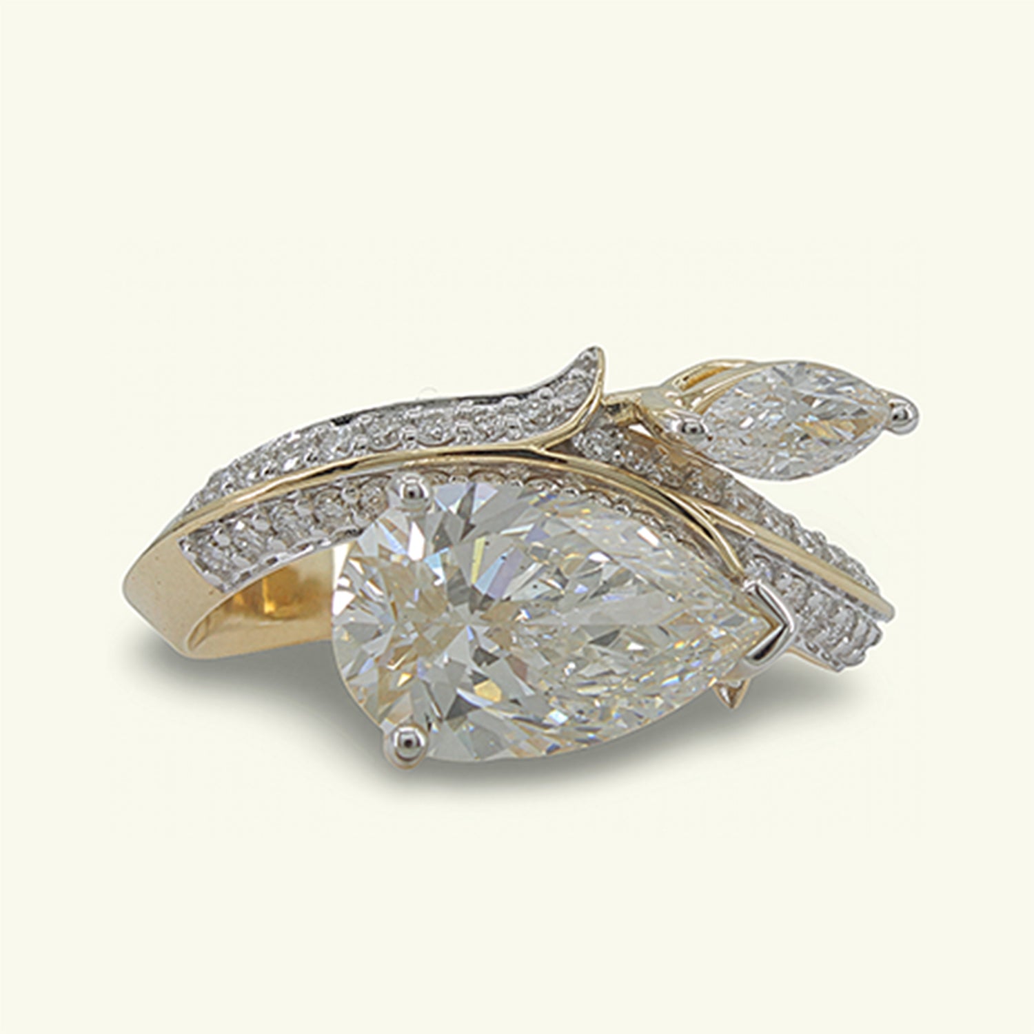 Noctyra Diamond Cocktail Ring