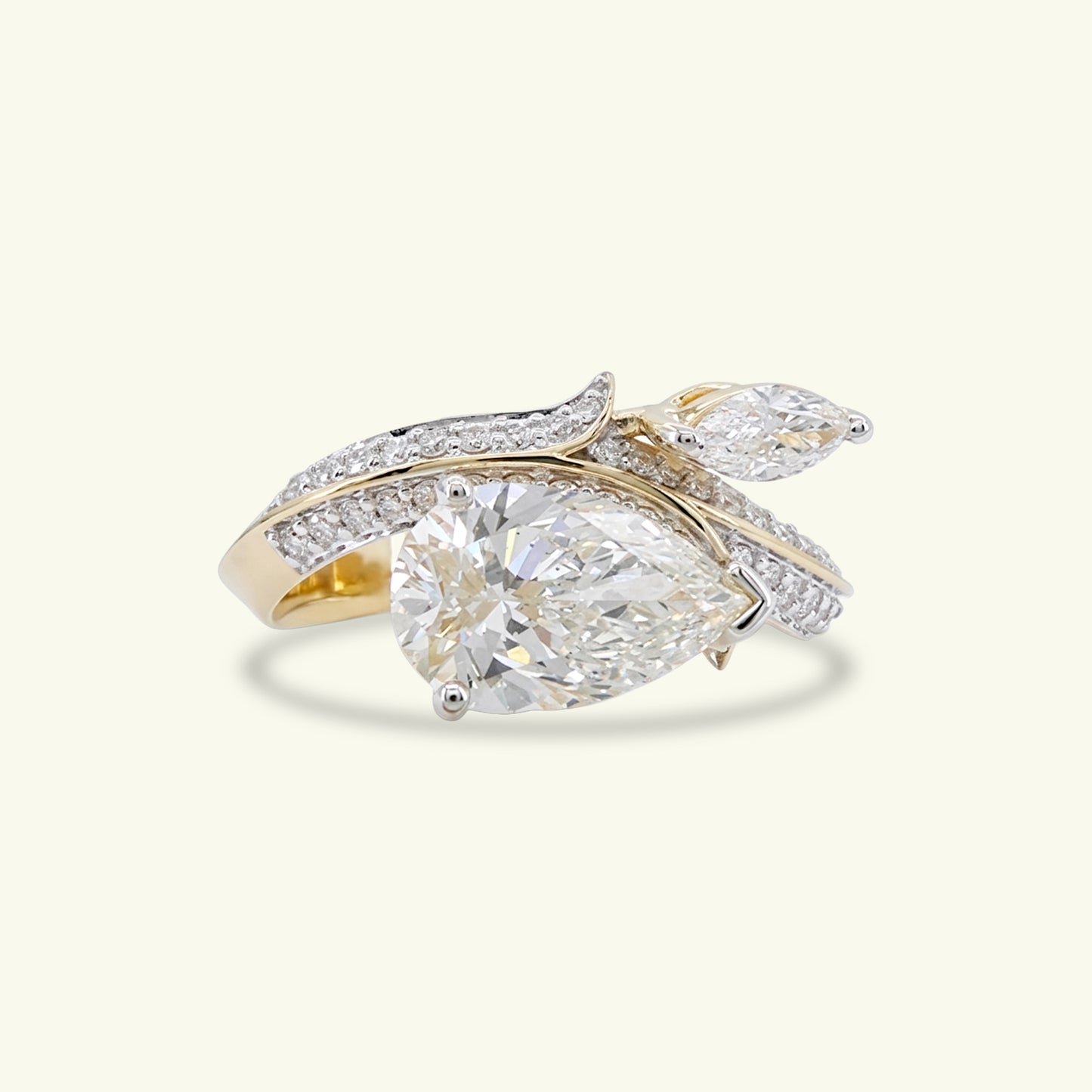 Noctyra Diamond Cocktail Ring