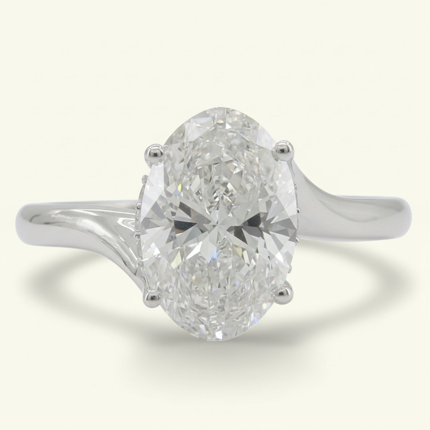 Velyon Diamond Engagement Ring
