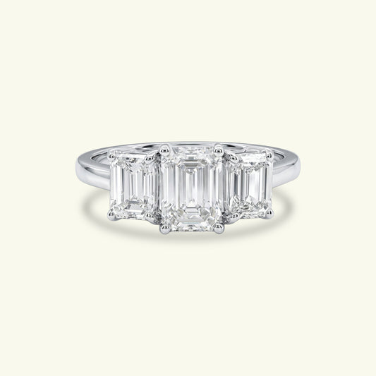 Velisse Crest Diamond Ring 