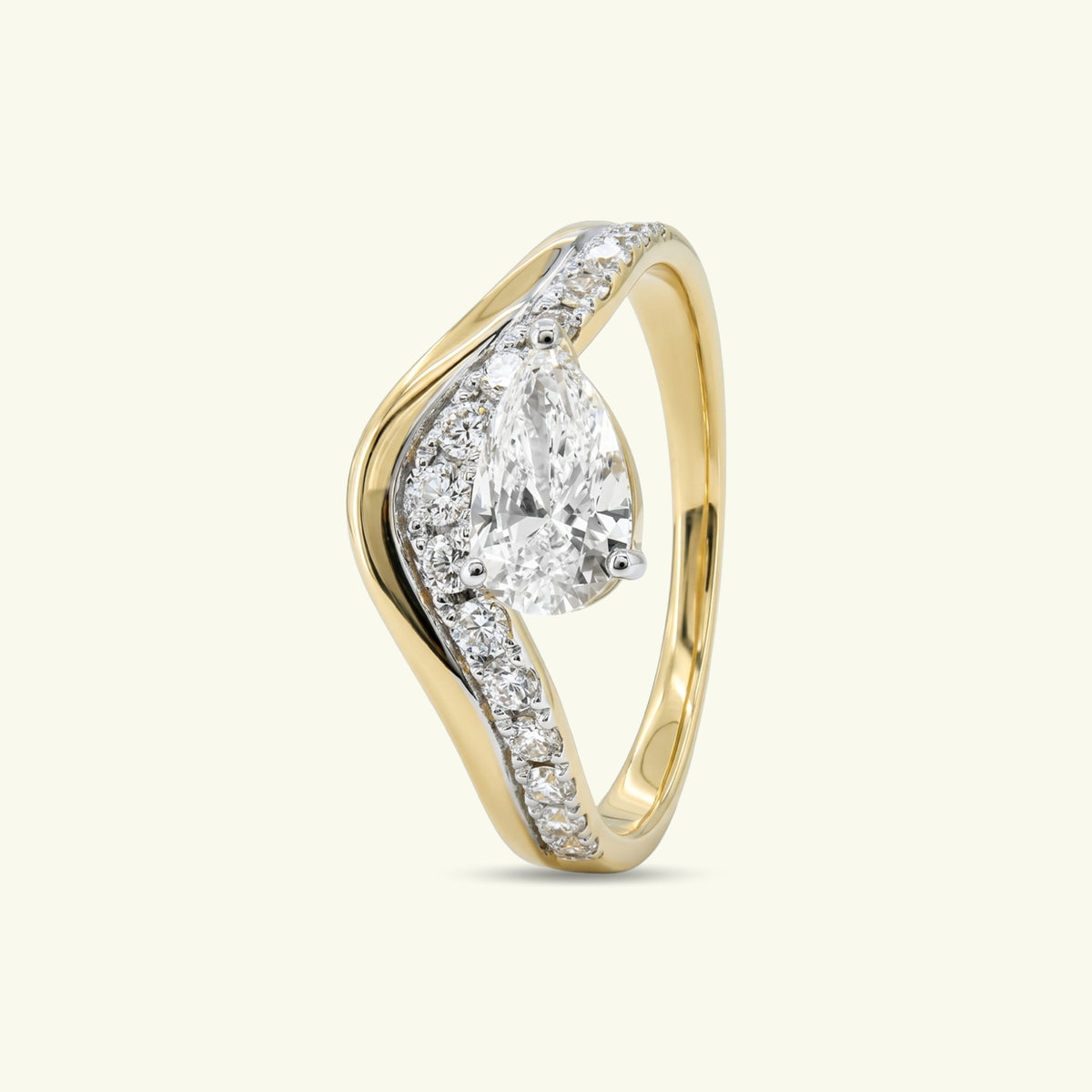 Revolve Solitaire Diamond Ring