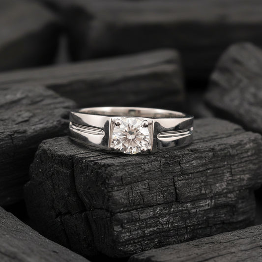 Elrik Solitaire Mens Diamond Ring