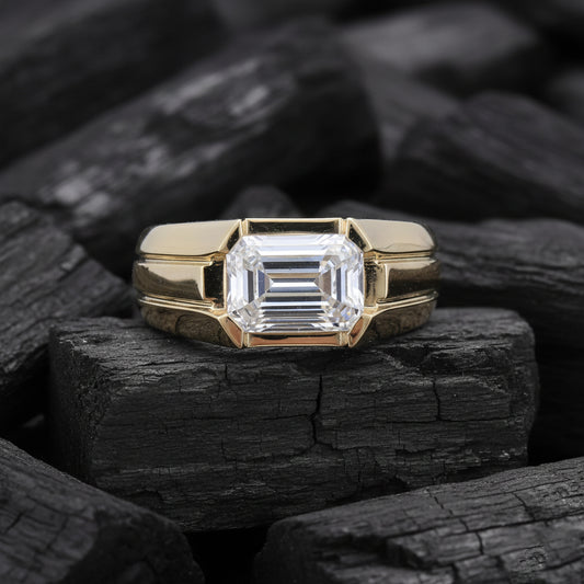 Vael Box Mens Diamond Ring