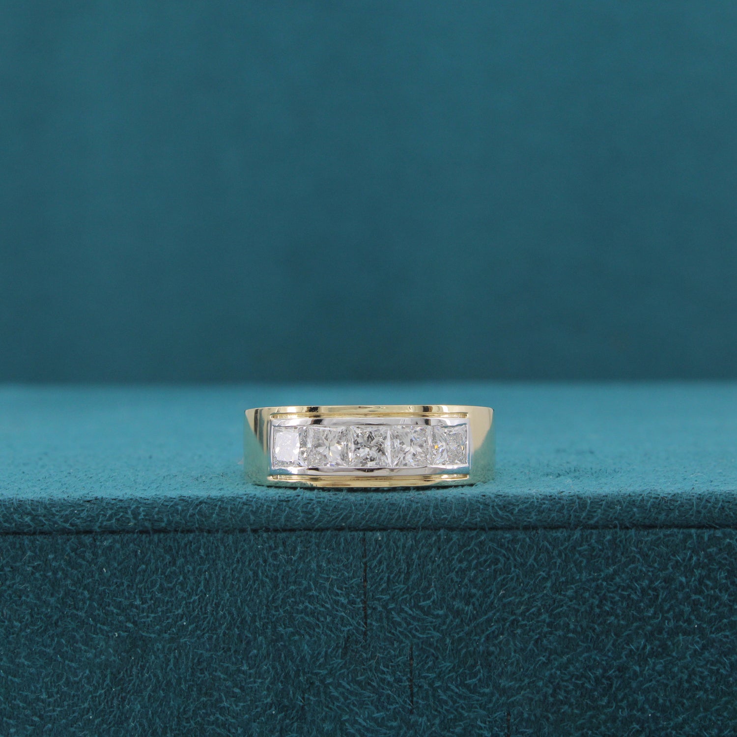 Veylor Arc Diamond Mens Ring