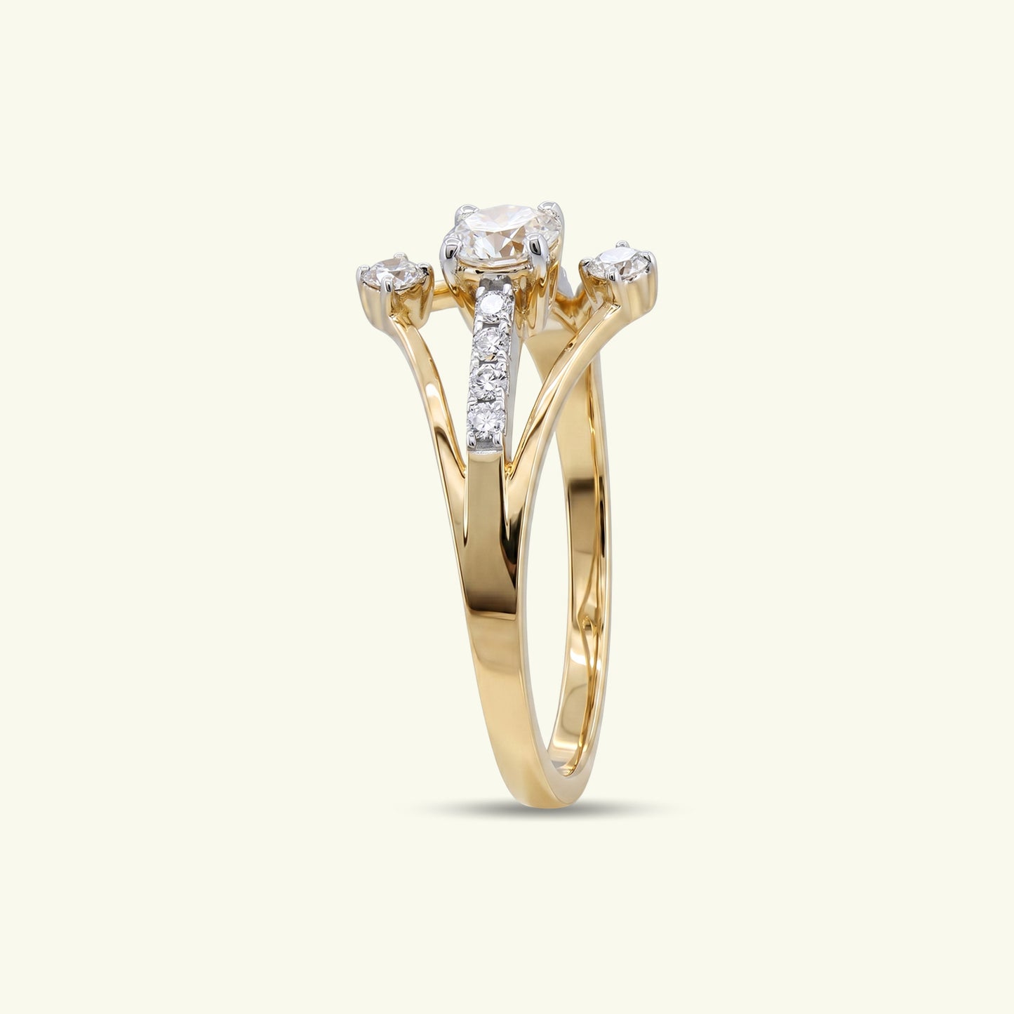 Arvion Crest Diamond Ring